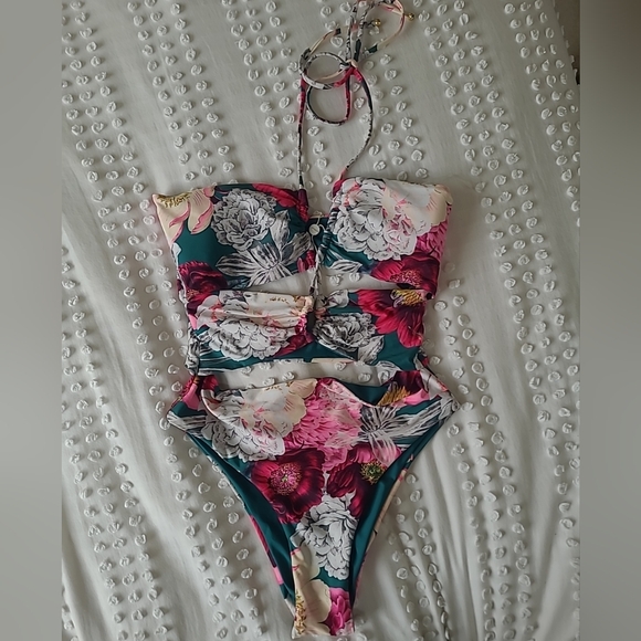 Boamar One Piece Cutout Swimsuit Green Floral Small - Picture 1 of 6